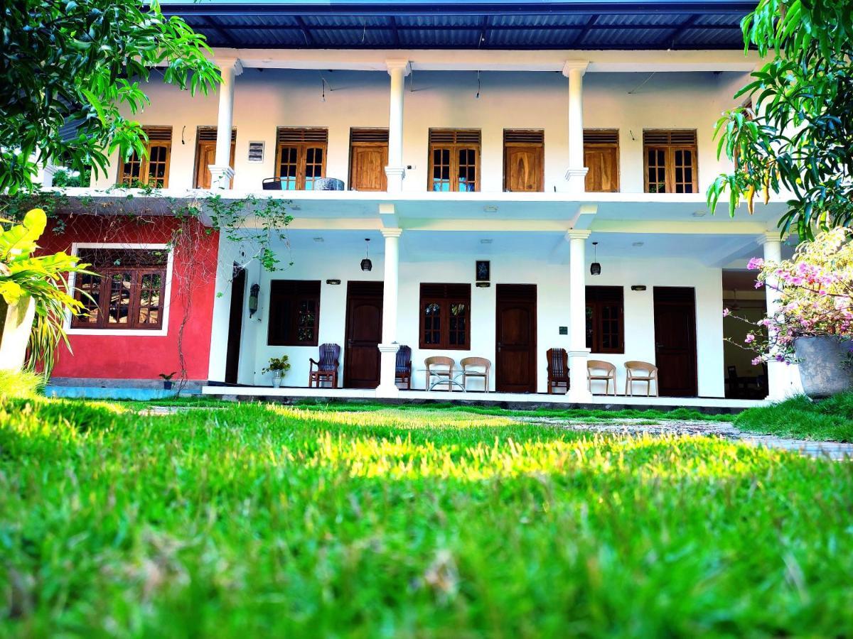 Geethani Tourist Home Polonnaruwa Luaran gambar