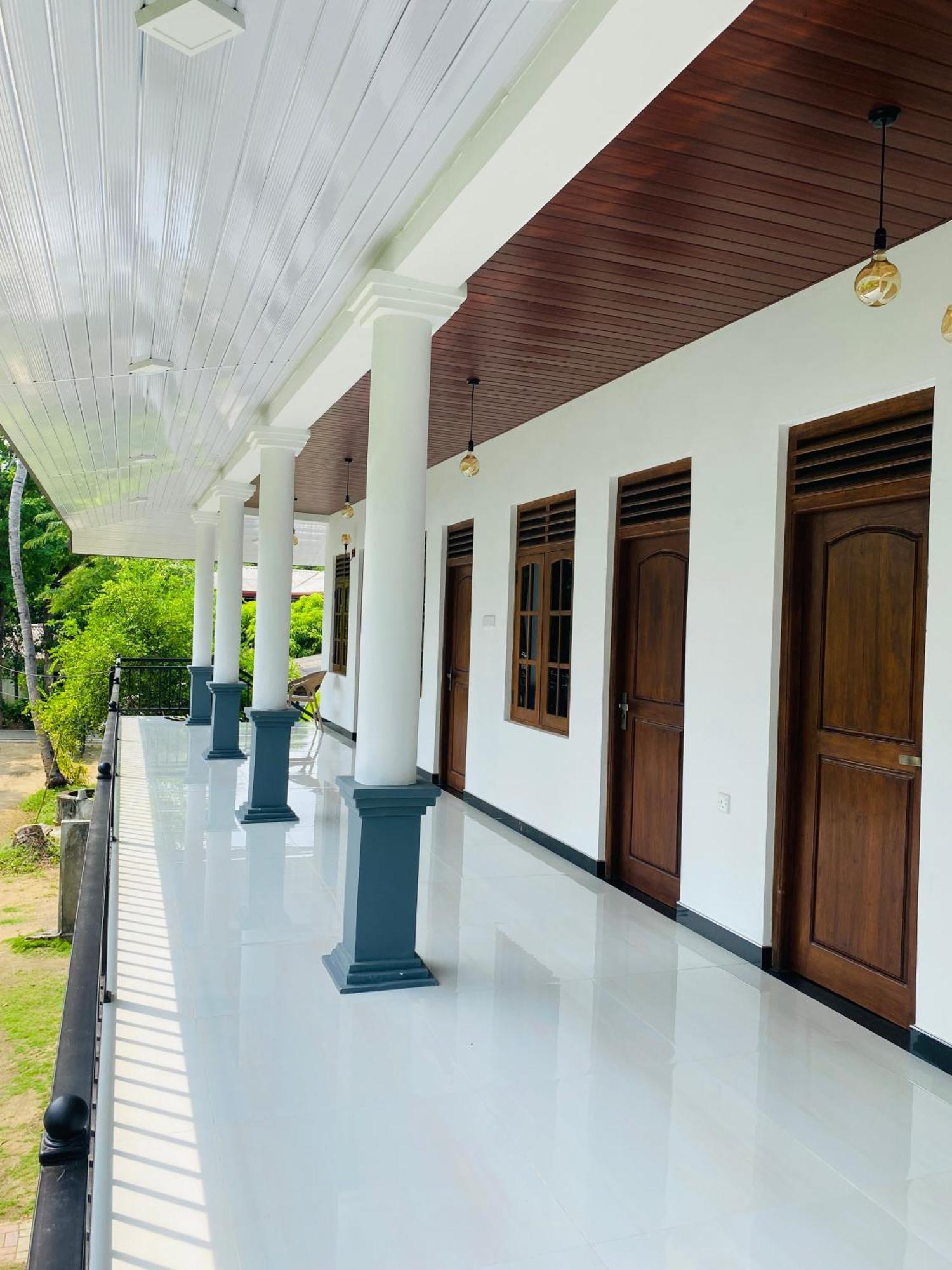 Geethani Tourist Home Polonnaruwa Luaran gambar