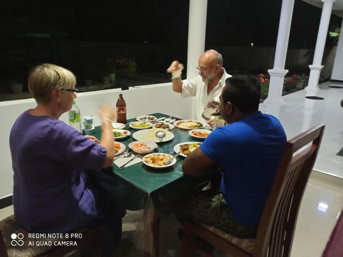 Geethani Tourist Home Polonnaruwa Luaran gambar